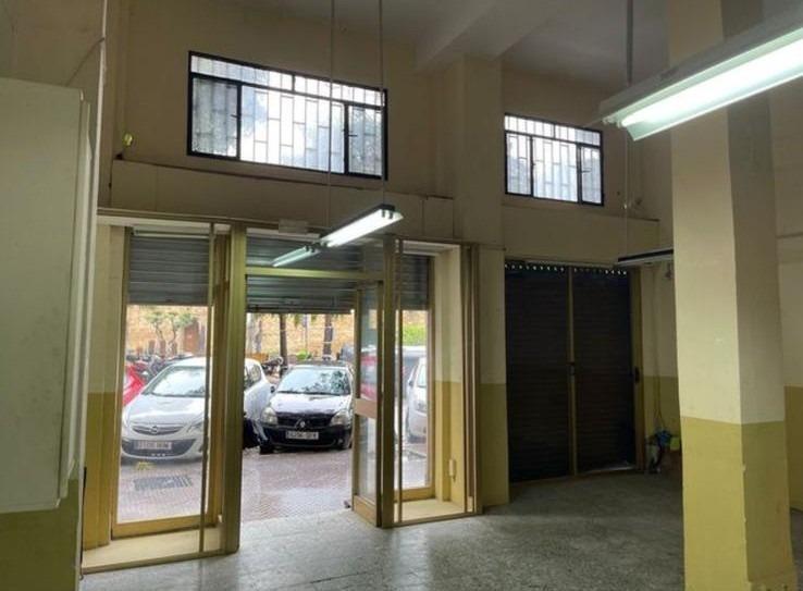 Local commercial dans Córdoba, Córdoba à louer Photo de l’immeuble– Image 1 sur 7