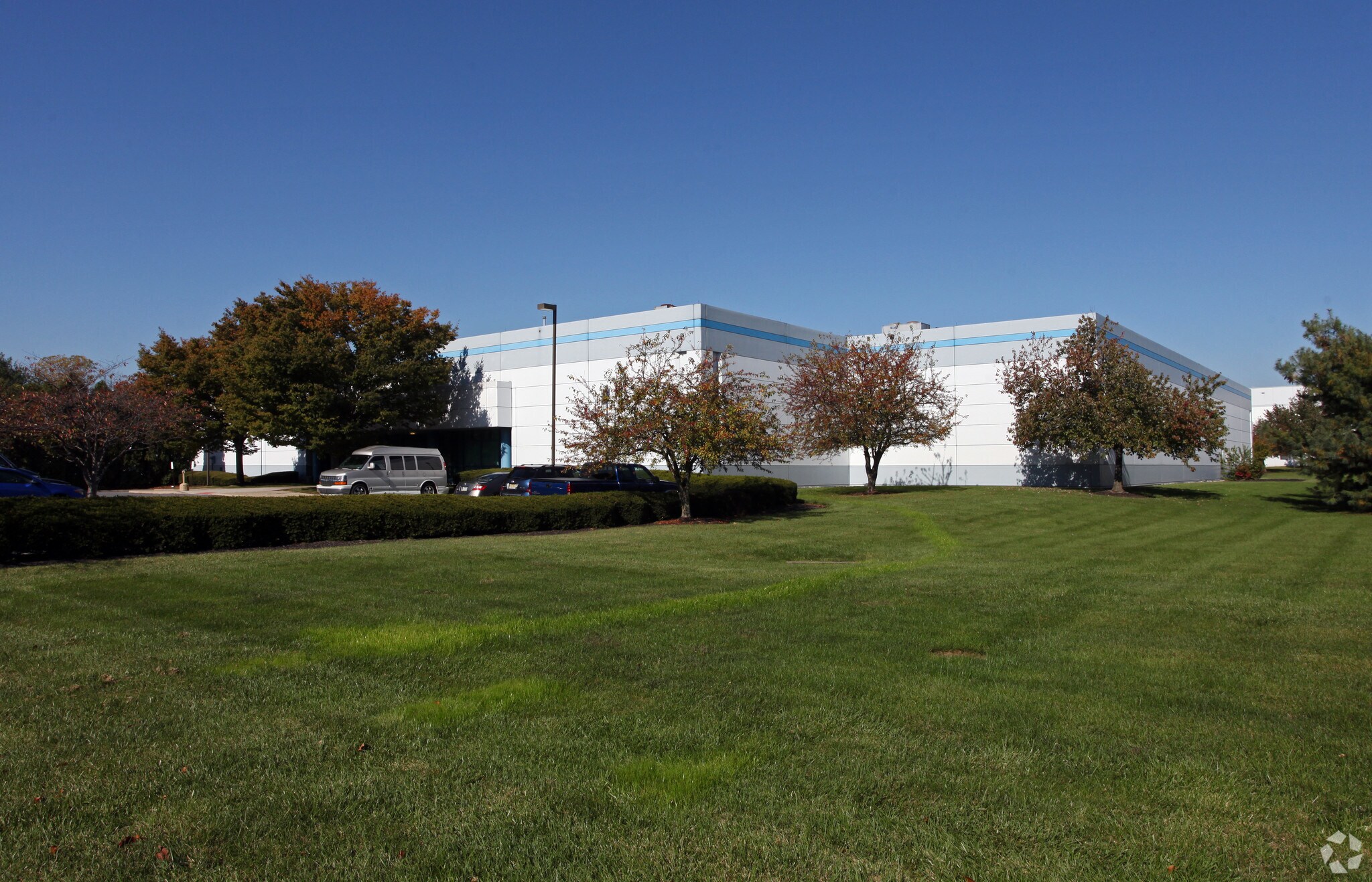 47 S Commerce Way, Bethlehem, PA à louer Photo principale– Image 1 sur 7