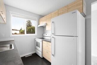 Plus de détails pour 470 Dogwood St, Campbell River, BC - Logement à vendre