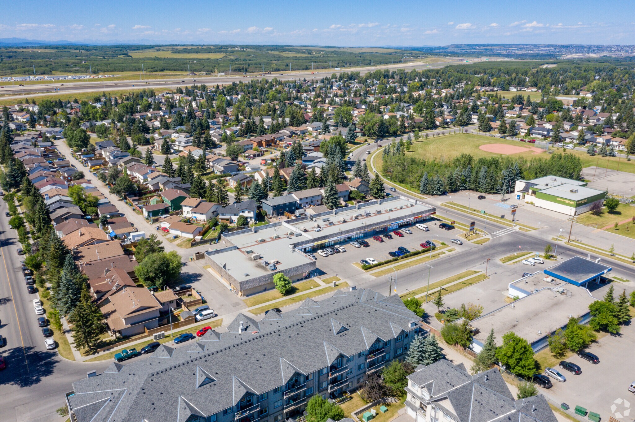 11225-11237 30th St SW, Calgary, AB à louer Aérien– Image 1 sur 7