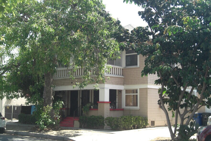 3846 S Gramercy Pl, Los Angeles, CA à vendre - Photo de l’immeuble – Image 2 sur 4