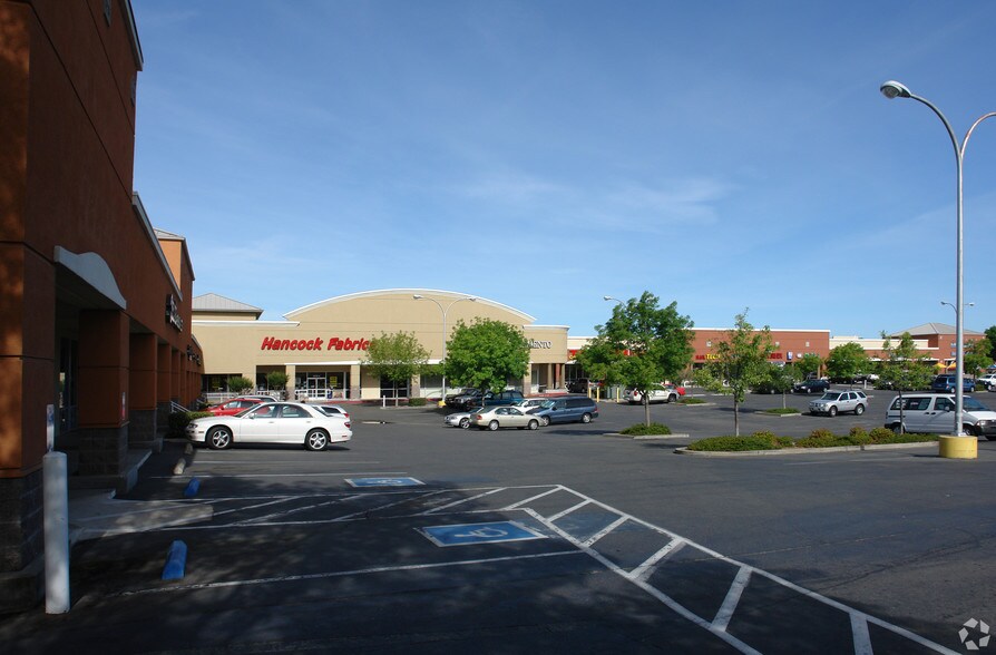 5223-5247 Madison Ave, Fair Oaks, CA à vendre - Photo de l’immeuble – Image 2 sur 4