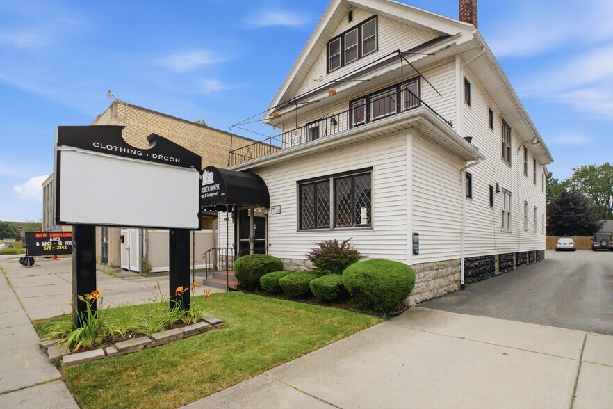 1361 Hertel Ave, Buffalo, NY à vendre - Photo de l’immeuble – Image 2 sur 23
