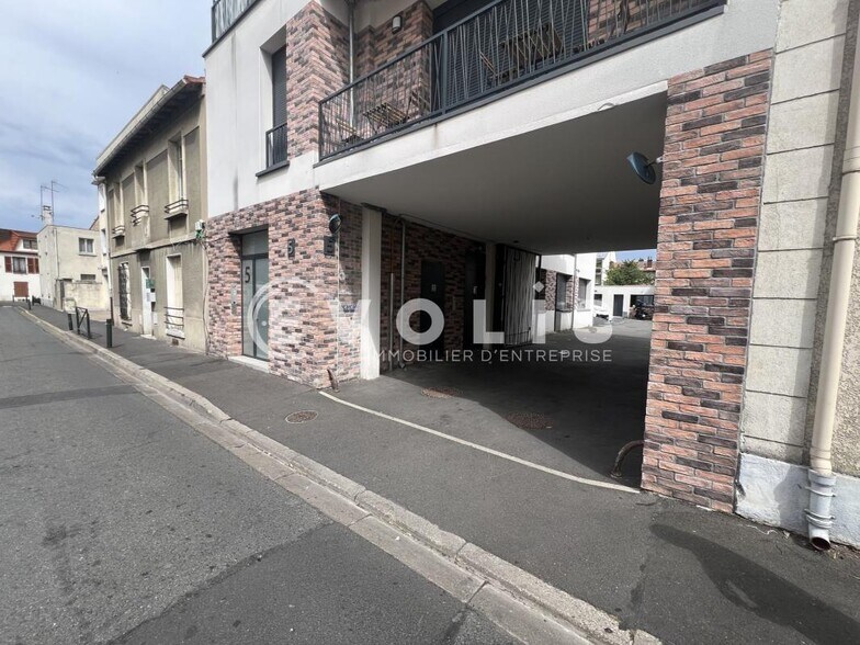 Local d’activités dans Alfortville à louer - Photo de l’immeuble – Image 3 sur 13