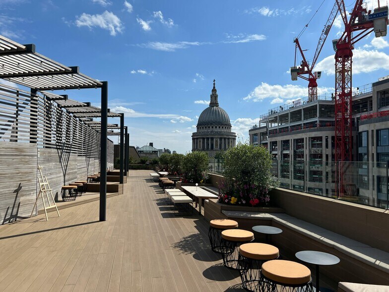 2 Gresham St, Londres à louer - Photo de l’immeuble – Image 3 sur 15