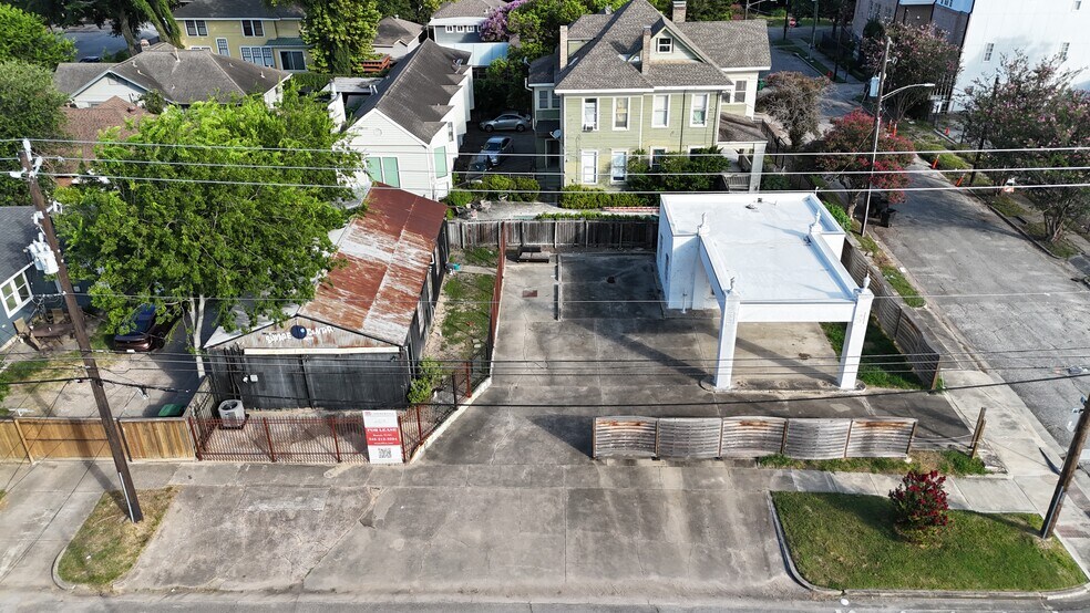 4002 La Branch St, Houston, TX à louer - Photo de l’immeuble – Image 1 sur 7