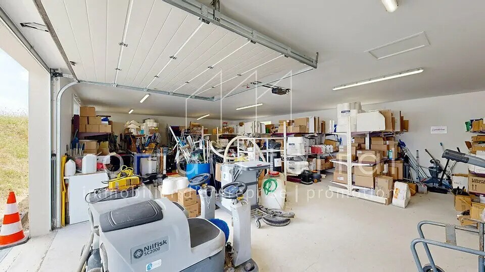 Local d’activités dans Saint-Junien à louer - Photo intérieure – Image 3 sur 7