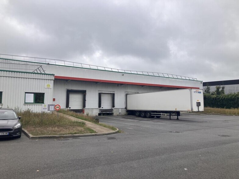 9 Rue Isaac Newton, Mitry-Mory à louer - Photo de l’immeuble – Image 3 sur 10