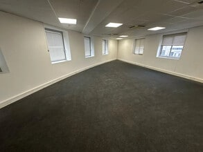 1 Rue Lénine, Ivry-sur-Seine à louer Photo intérieure– Image 2 sur 3