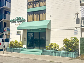 2556 Lemon Rd, Honolulu, HI à louer Photo de l’immeuble– Image 2 sur 7