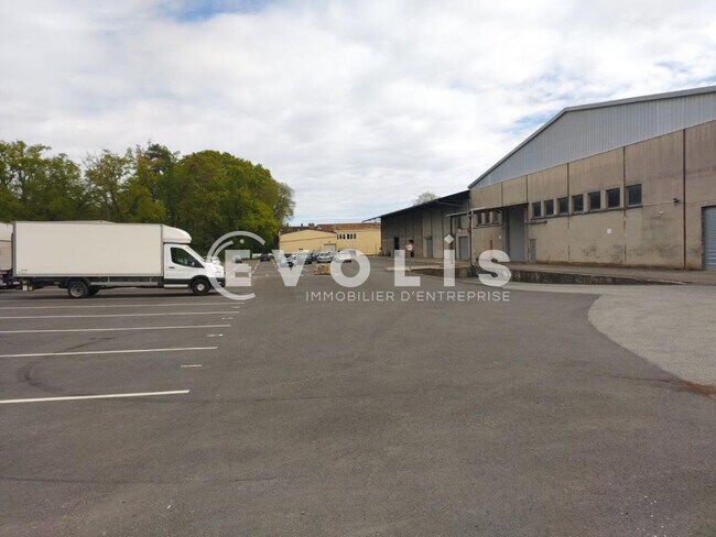 Plus de détails pour Local d'activités, Industriel/Logistique à louer