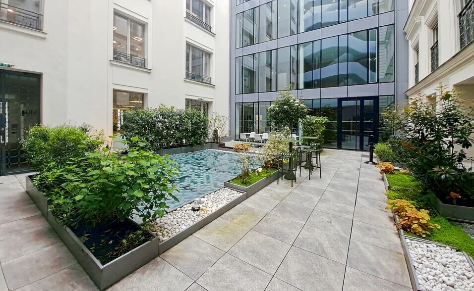 54 Rue De Londres, Paris à louer - Photo de l’immeuble – Image 2 sur 14