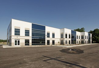 Plus de détails pour 3201 Pine Tree Rd, Lansing, MI - Industriel/Logistique à louer