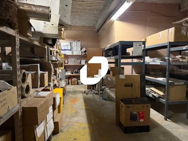 Local commercial dans Pierrelaye à louer - Photo de l’immeuble – Image 3 sur 9