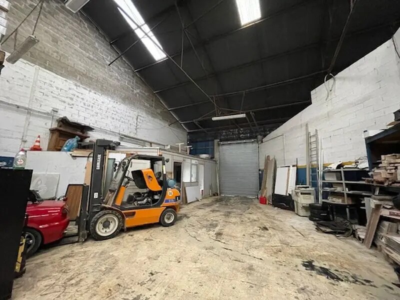 Local d’activités dans Villers-Cotterêts à louer Photo intérieure– Image 1 sur 4