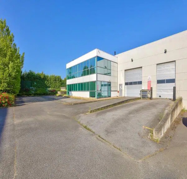 Industriel/Logistique dans Chilly-Mazarin à louer - Photo de l’immeuble – Image 1 sur 4