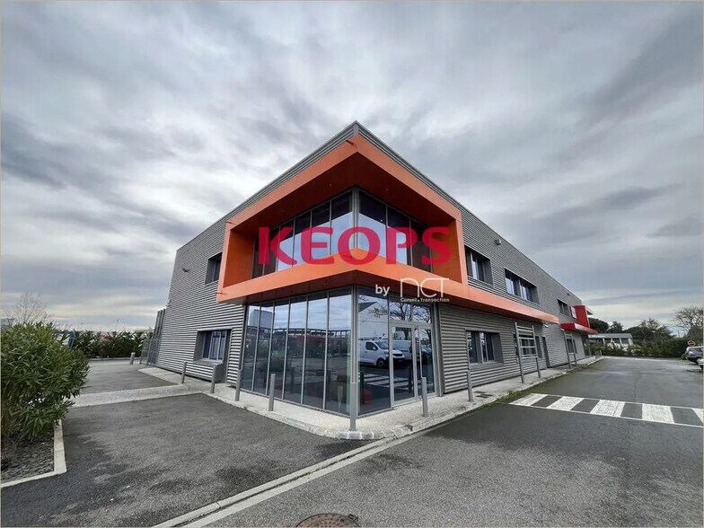 Local d’activités dans Colomiers à louer - Photo de l’immeuble – Image 2 sur 11