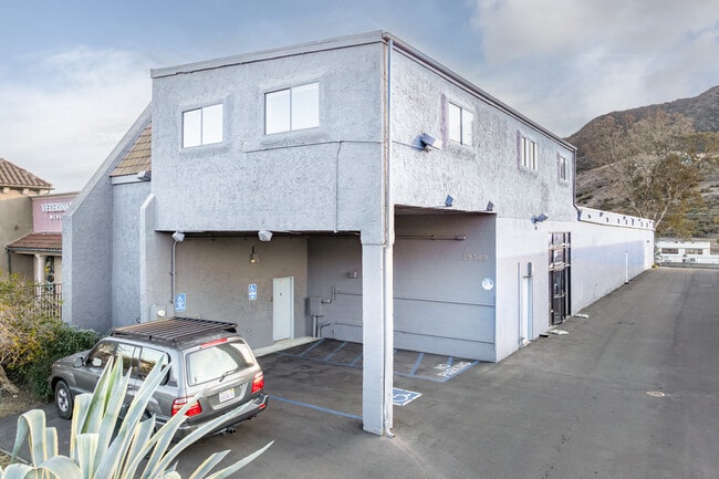 Plus de détails pour 29360-29370 Roadside Dr, Agoura Hills, CA - Local d’activités à vendre