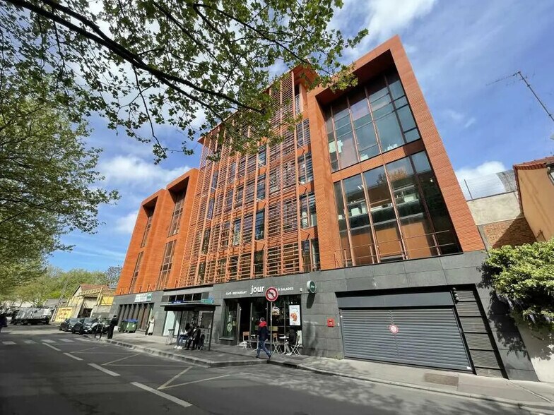 38/42 Rue Cuvier, Montreuil à louer - Photo de l’immeuble – Image 2 sur 10