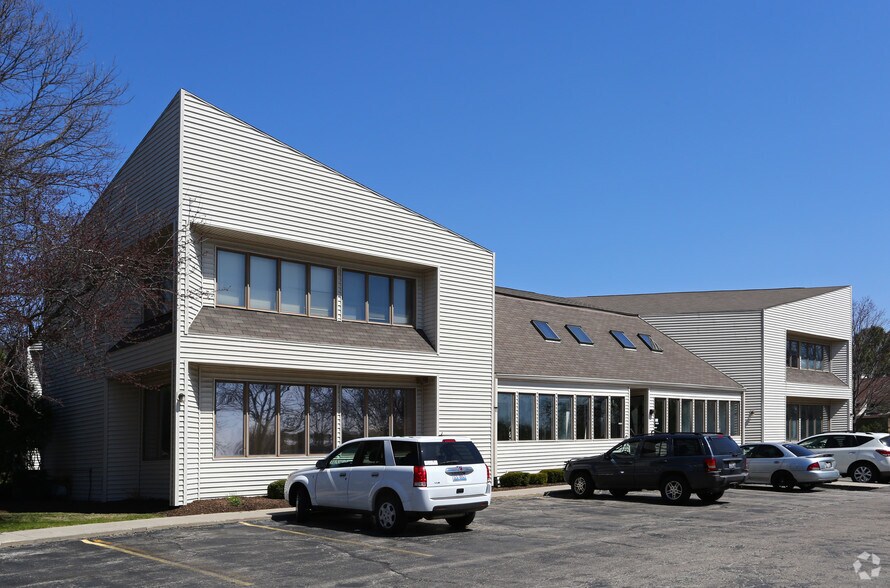 461 Mulford Dr, Rockford, IL à vendre - Photo de l’immeuble – Image 3 sur 4