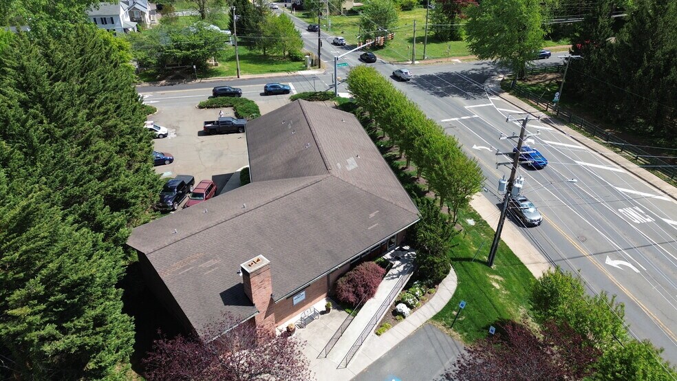 220 Culpeper St, Warrenton, VA à louer - Photo de l’immeuble – Image 3 sur 4