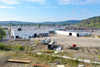 Plus de détails pour 719 W New Castle St, Zelienople, PA - Industriel/Logistique à louer