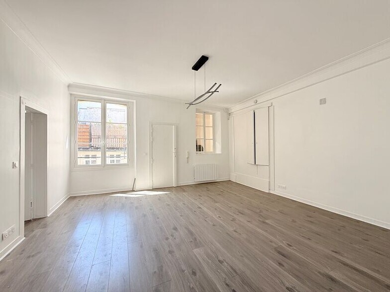 147 Rue Saint-Martin, Paris à louer - Photo intérieure – Image 2 sur 7