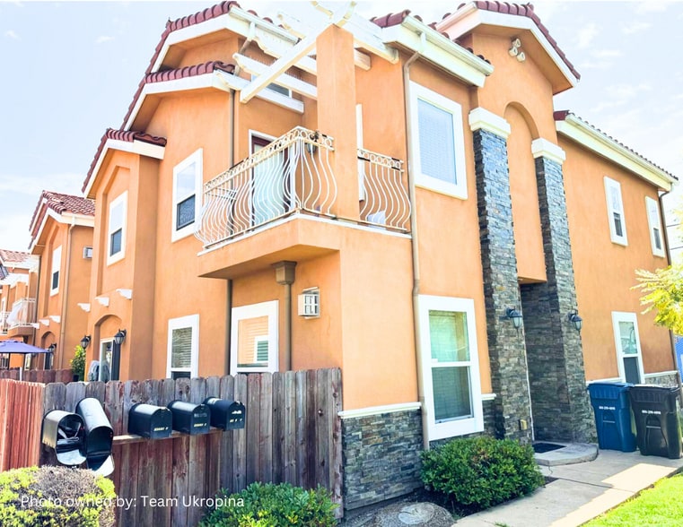 12712 Menlo Ave, Hawthorne, CA à vendre - Photo de l’immeuble – Image 3 sur 10