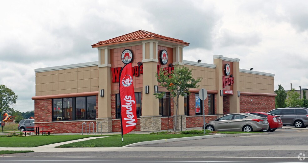 1960 Hyde Park Rd, London, ON à louer - Photo principale – Image 3 sur 6