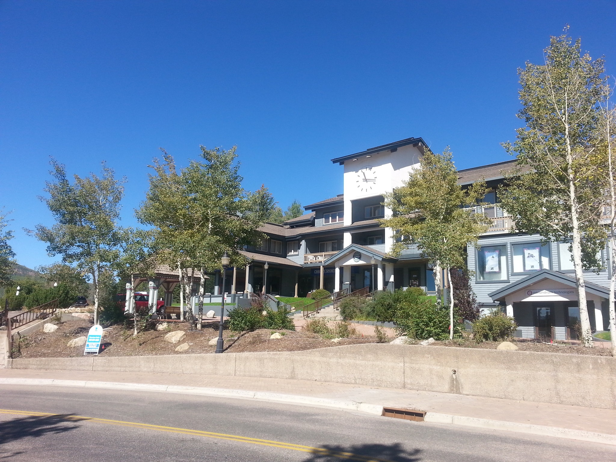 1724 Ski Time Square Dr, Steamboat Springs, CO à vendre Photo principale– Image 1 sur 7