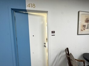 210 E Olympic Blvd, Los Angeles, CA à louer Photo intérieure– Image 2 sur 8