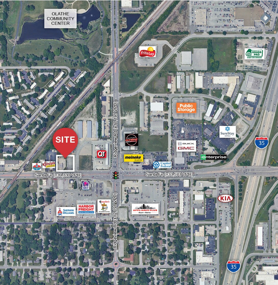 1114 E Santa Fe St, Olathe, KS à louer Photo principale– Image 1 sur 3