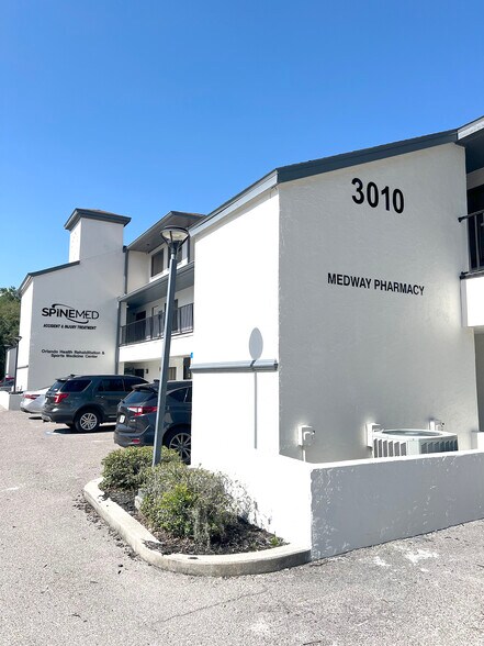 3010 E 138th Ave, Tampa, FL à louer - Photo de l’immeuble – Image 3 sur 10
