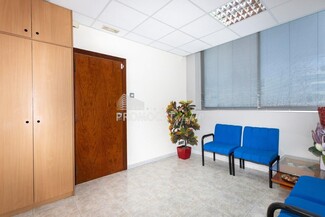 Plus de détails pour Bureau/Local commercial à louer
