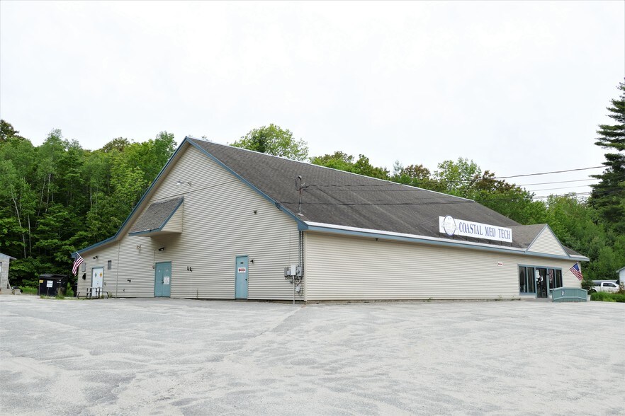 25 Douglas Hwy, Lamoine, ME à vendre - Photo de l’immeuble – Image 1 sur 11