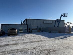 8459 23rd Ave NE, Calgary, AB à louer Photo intérieure– Image 2 sur 16