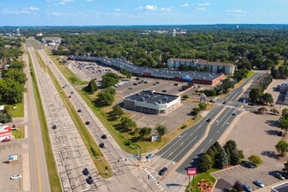 Plus de détails pour 600 County Road 10 NE, Blaine, MN - Local commercial à louer
