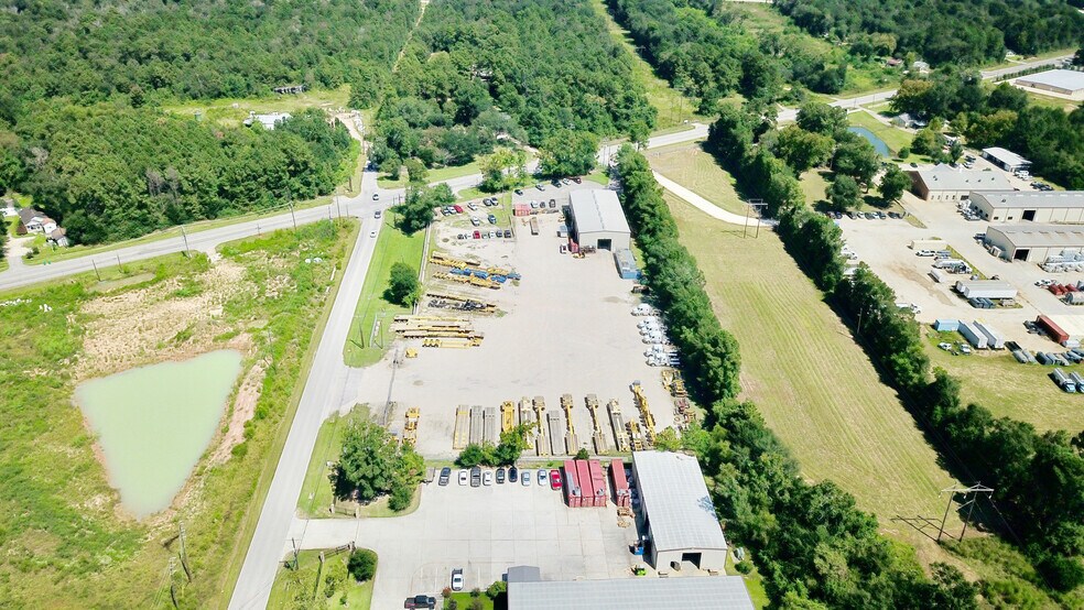 1120 FM 3083, Conroe, TX à louer - Photo de l’immeuble – Image 3 sur 7