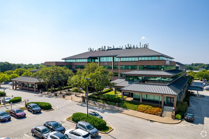 25 Crossroads Dr, Owings Mills, MD à louer - Photo de l’immeuble – Image 3 sur 6