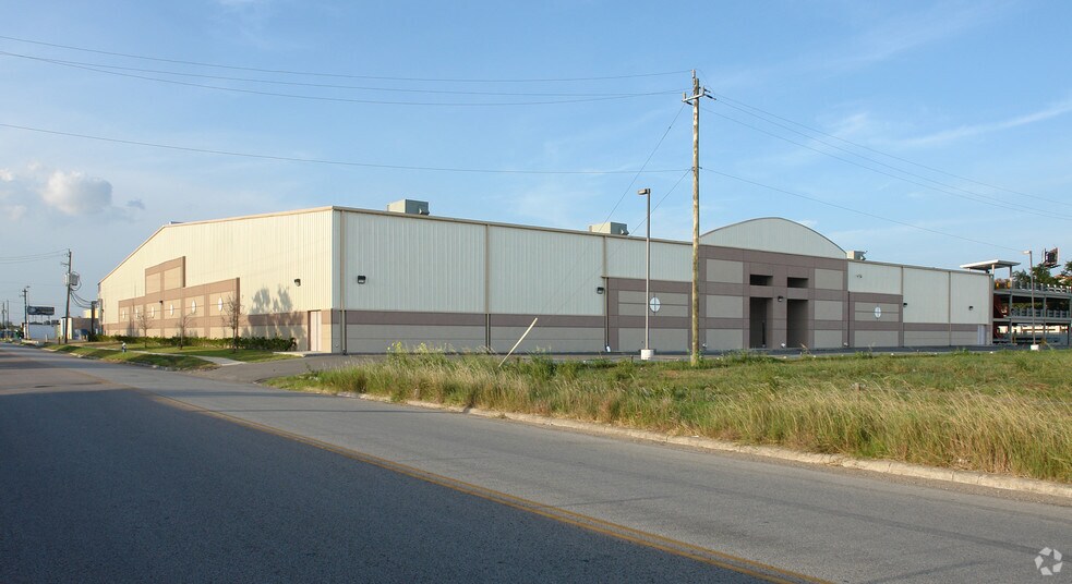 9820 Gulf Fwy, Houston, TX à louer - Photo de l’immeuble – Image 2 sur 3