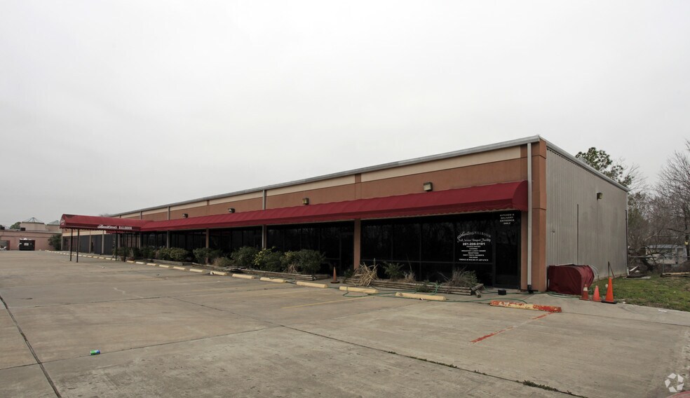 867 Dulles Ave, Stafford, TX à louer - Photo de l’immeuble – Image 3 sur 13