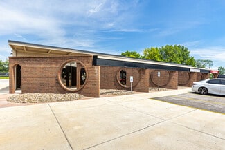 Plus de détails pour 816-818 NW Park Ln, Lee's Summit, MO - Bureau à louer