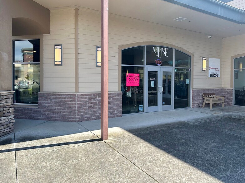 1095 S Fortuna Blvd, Fortuna, CA à louer - Photo de l’immeuble – Image 3 sur 6