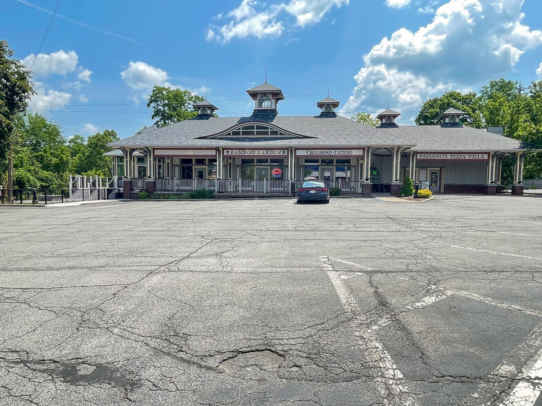 600 Rt 146, Altamont, NY à louer - Photo de l’immeuble – Image 3 sur 20