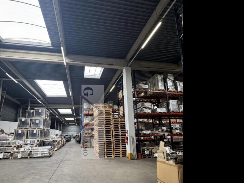 Industriel/Logistique dans Wissous à louer - Photo de l’immeuble – Image 3 sur 4
