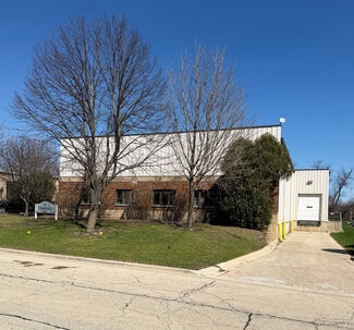 Plus de détails pour 380 Production Dr, South Elgin, IL - Industriel/Logistique à vendre