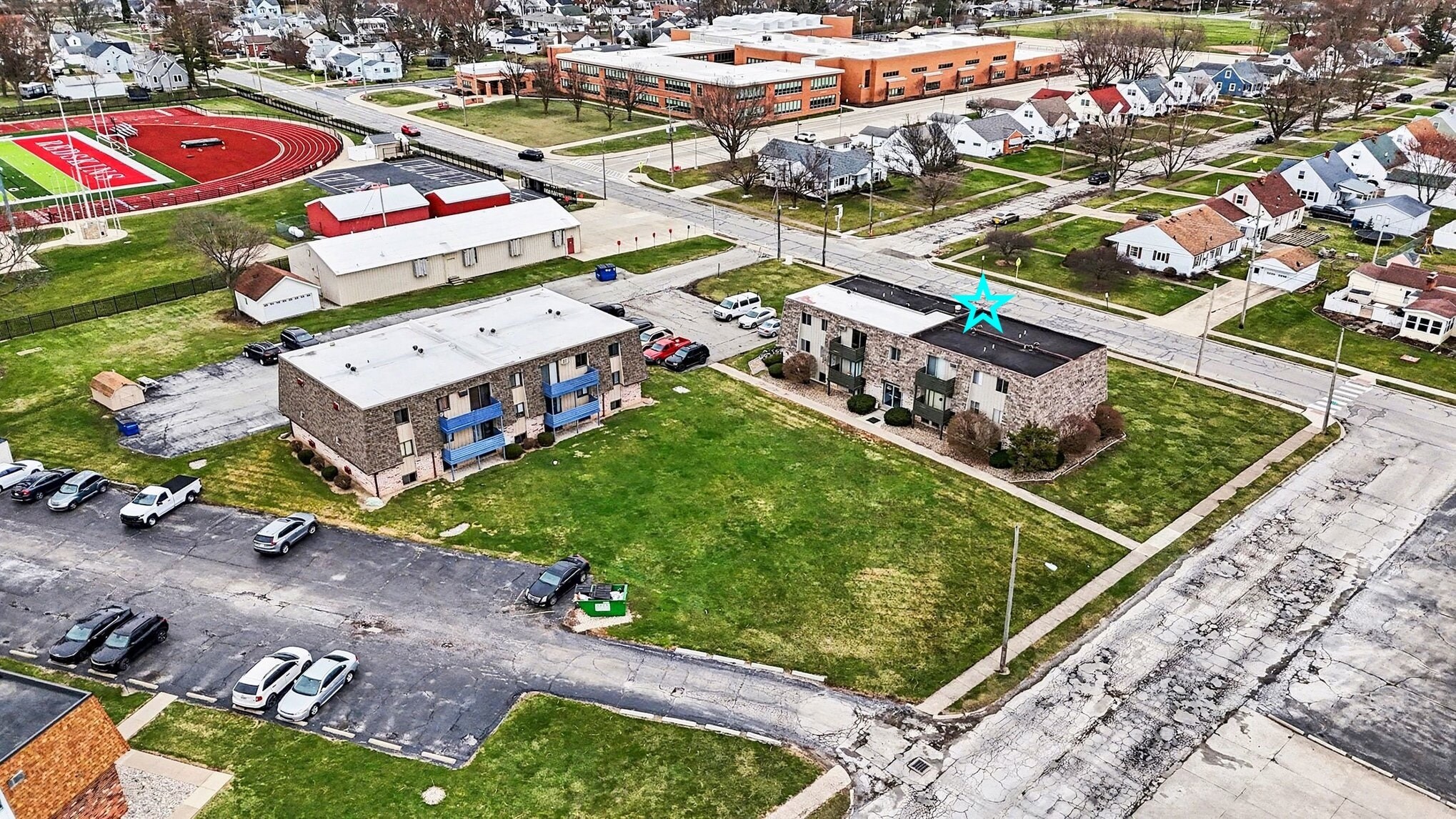 630 W 6th St, Port Clinton, OH à vendre Photo principale– Image 1 sur 6