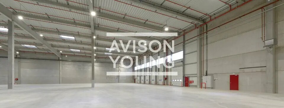 Local d’activités dans Le Thillay à louer - Photo intérieure – Image 1 sur 5