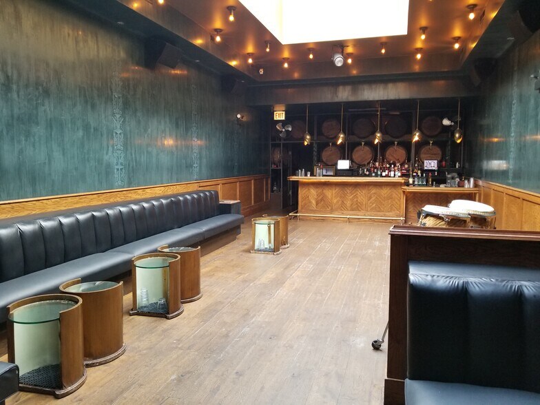 738 W Randolph St, Chicago, IL à vendre - Photo de l’immeuble – Image 3 sur 13