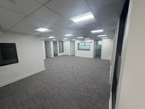 2655 Le Jeune Rd, Coral Gables, FL à louer Photo intérieure– Image 2 sur 8